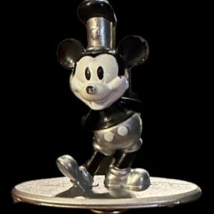 Classic mouse character in silver attire